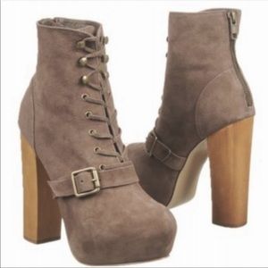 Steve Madden taupe brown suede lace up wood block high heel platform boots 6.5